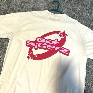 LifeOfOutsiders Red & Pink Logo T Shirt
